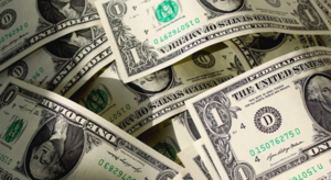 El dólar se mantiene en rango estrecho mientras el sentimiento mixto nubla el panorama